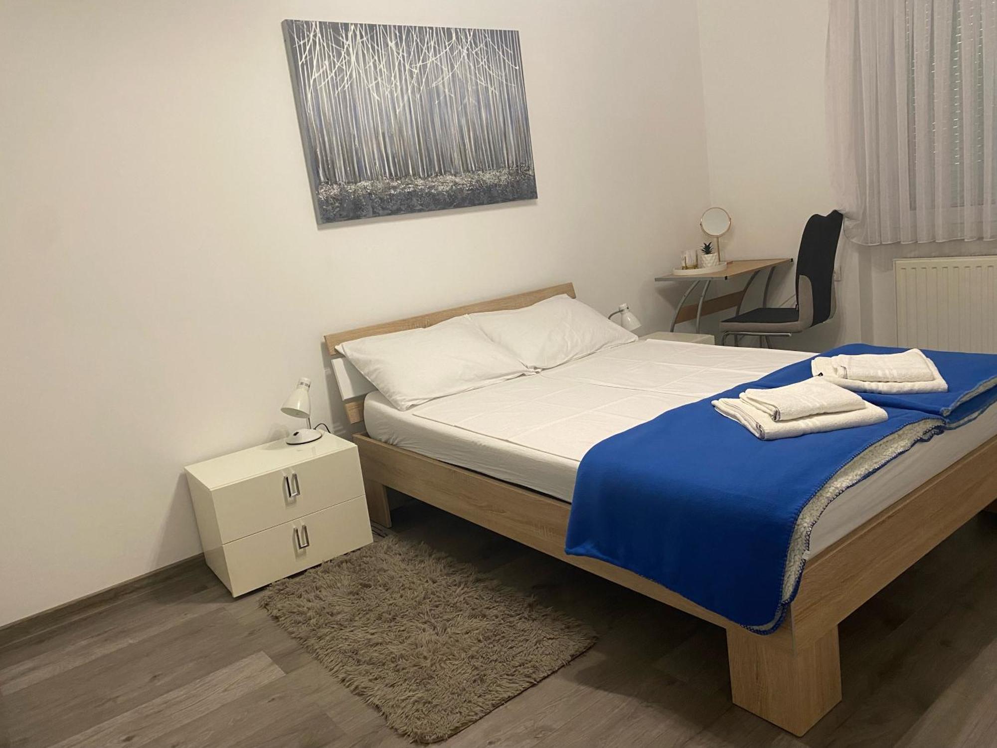Astoria Apartment Varazdin Bagian luar foto