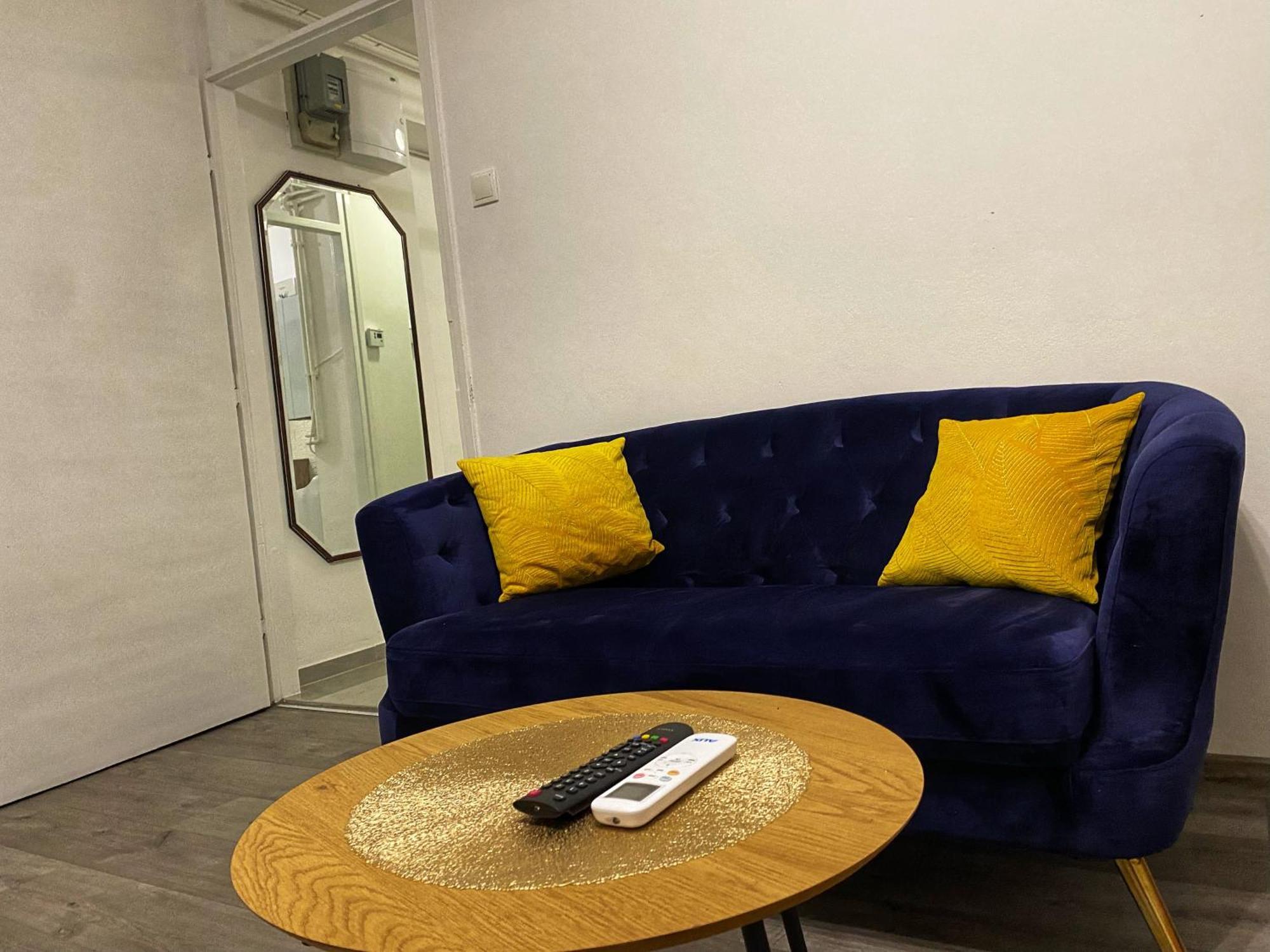 Astoria Apartment Varazdin Bagian luar foto